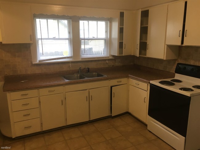 Foto del edificio - 856 Neland Ave SE