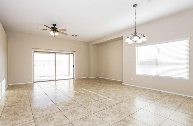 Foto del edificio - 9902 W Trumbull Rd