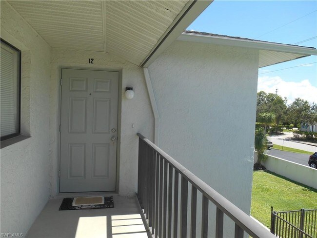 Foto del edificio - 919 SE 8th Terrace