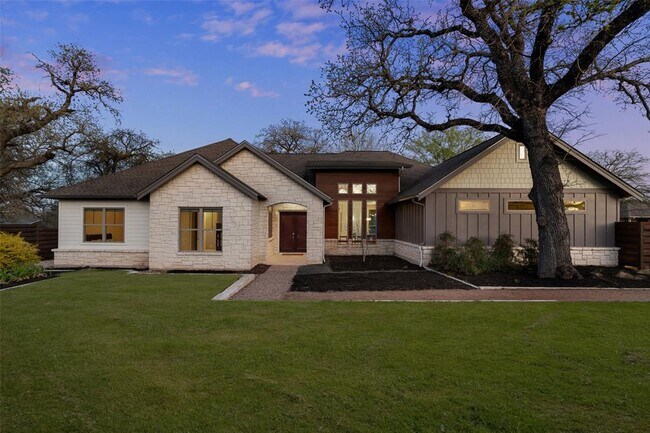 Building Photo - 1017 S Quinlan Park Rd