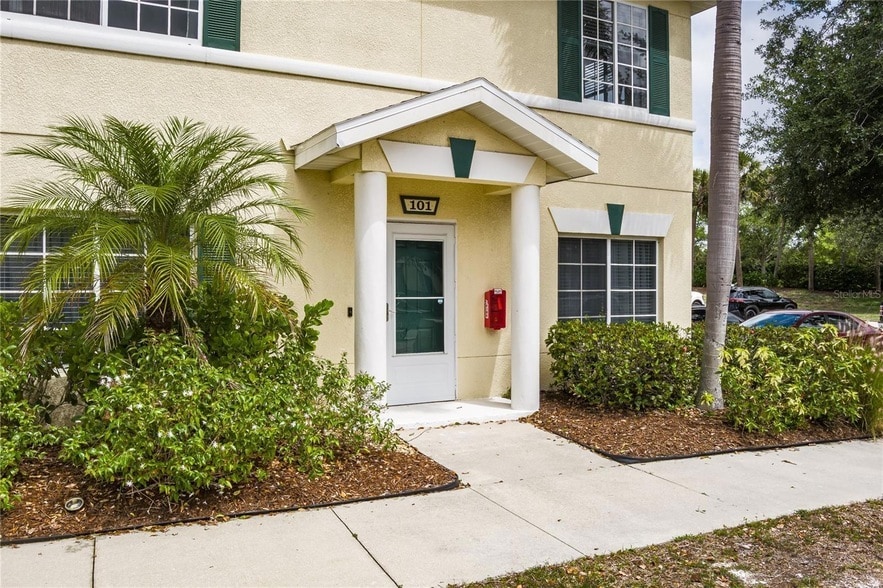 Photo - 208 Cape Harbour Loop Unit 101