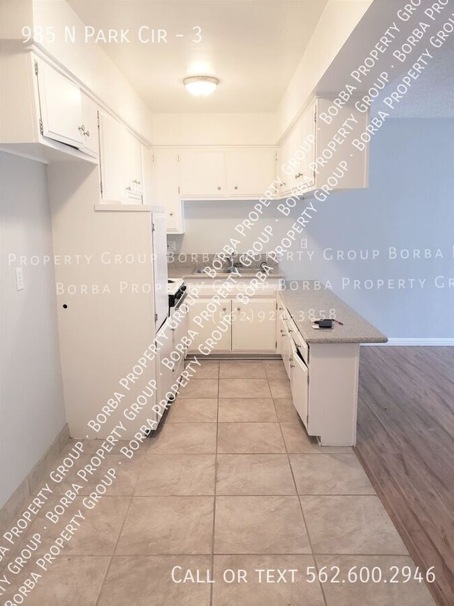 Building Photo - FIRST MONTH FREE***CHARMING 1 BEDROOM| 1 B...