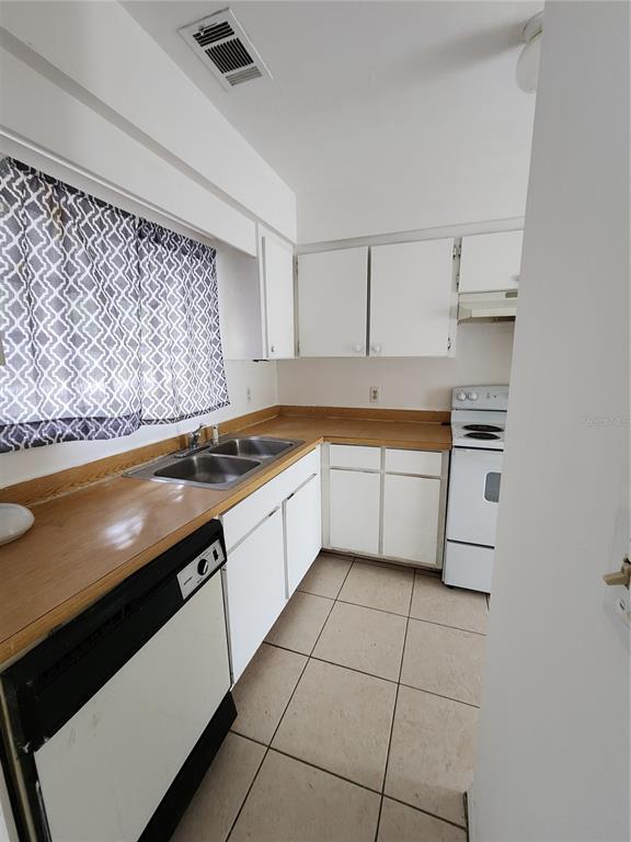 Foto del edificio - 1110 SW 62nd Terrace
