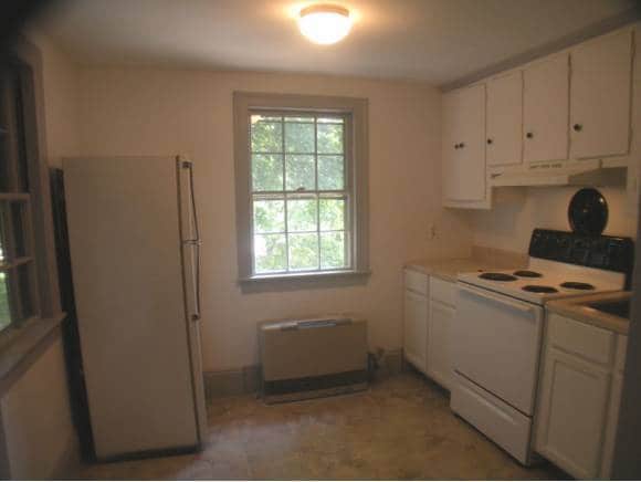 Building Photo - 599 Middle Street