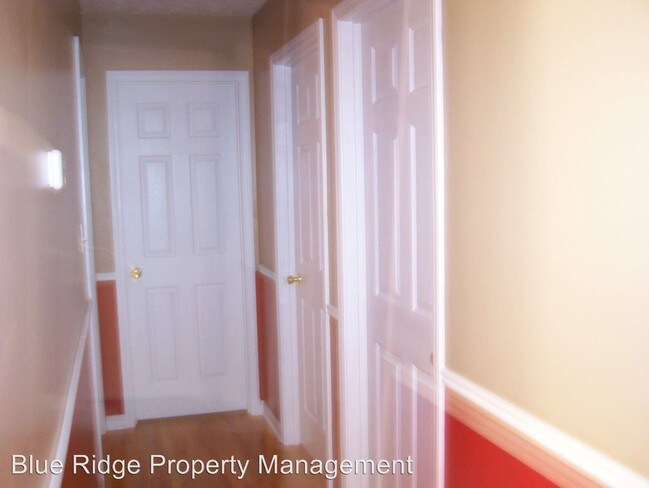 Foto del edificio - 3 br, 2 bath House - 1037 Carrington Court