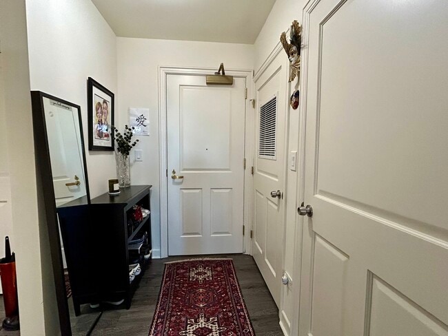 Foto del edificio - 1849 Green Bay Rd