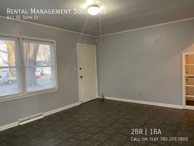 Building Photo - *MOVE-IN SPECIAL* 841 SE 34th St- 2 BED/1 ...