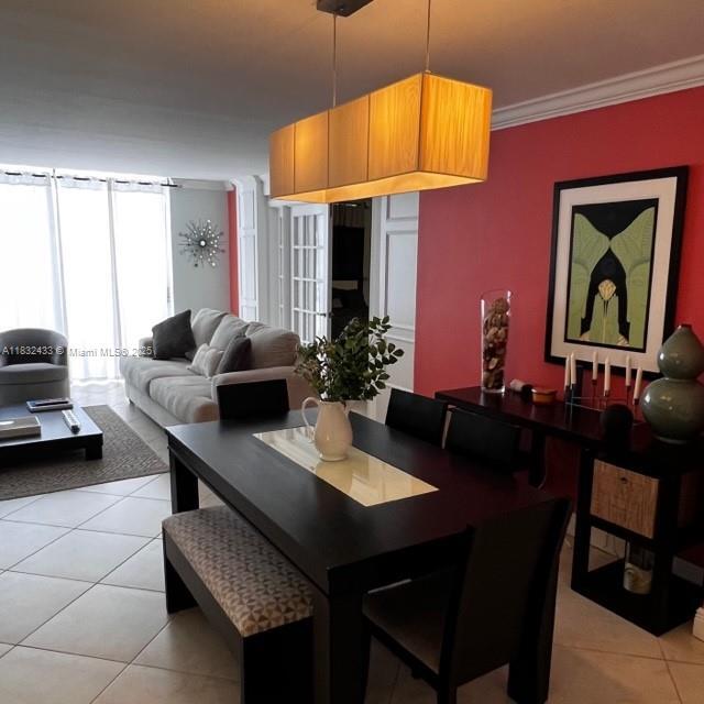 Foto del edificio - 6039 Collins Ave
