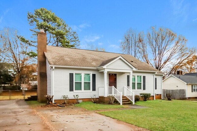 Building Photo - 6314 Sullins Rd