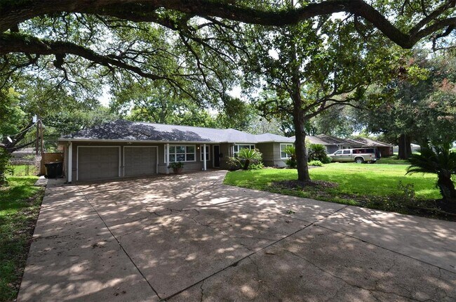 Foto del edificio - 607 Brooks St