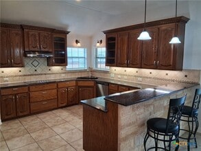 Building Photo - 2604 Green Giant Dr