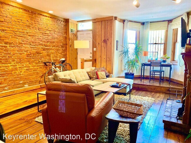 Building Photo - 1442 Corcoran St NW