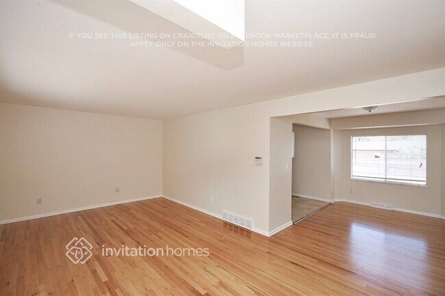 Building Photo - 12825 E Virginia Pl