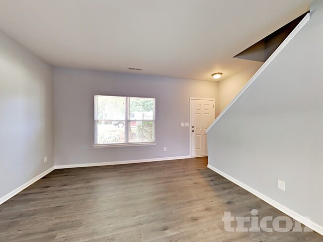 Foto del edificio - 8600 Old Potters Rd