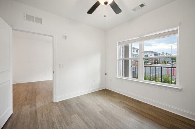 Building Photo - The Reserve at Wynn Place