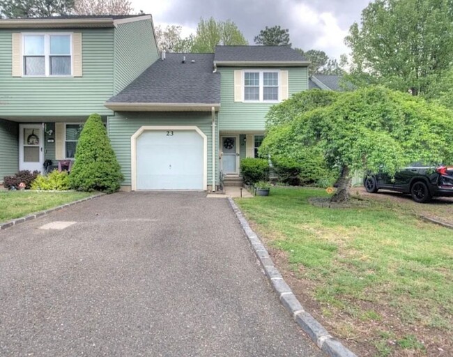 Building Photo - 23 Partridge Ct