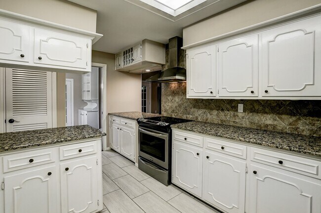 Foto del edificio - 15010 Kimberley Ct