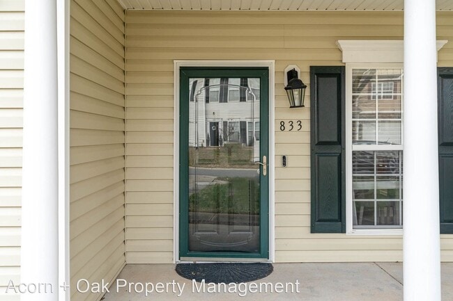 Building Photo - 4 br, 2.5 bath House - 833 Stackhurst Way