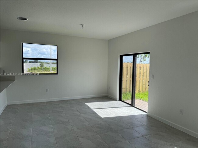 Building Photo - 23583 SW 133rd Ct