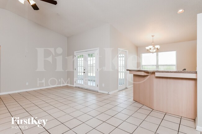 Foto del edificio - 1323 Arrowhead Ct