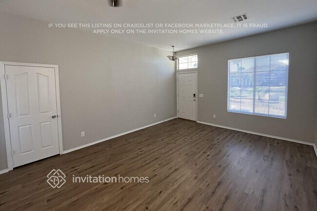 Foto del edificio - 16003 N Lasso Dr