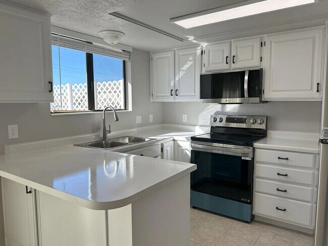 Foto del edificio - Single-Level 3 Bedroom Townhome in St. George