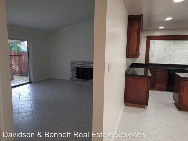 Foto del edificio - 4 br, 2 bath House - 4442 Meadowlark Drive