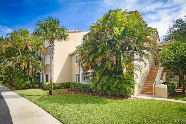 Foto del edificio - 272 Village Blvd