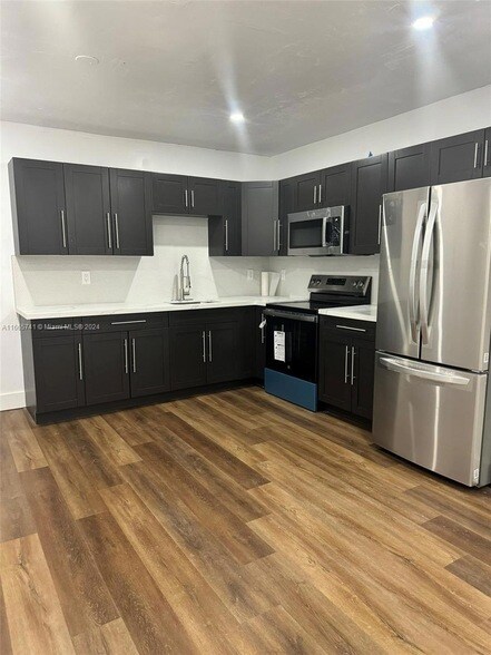 Building Photo - 11505 Pinkston Dr