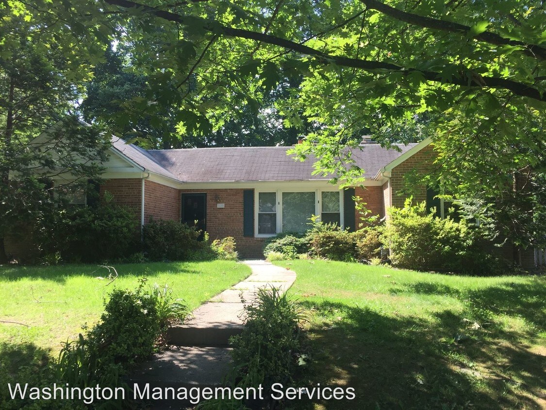 Primary Photo - 5608 Chesterbrook Rd