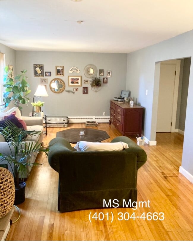 Living Room - 136 Bradford St