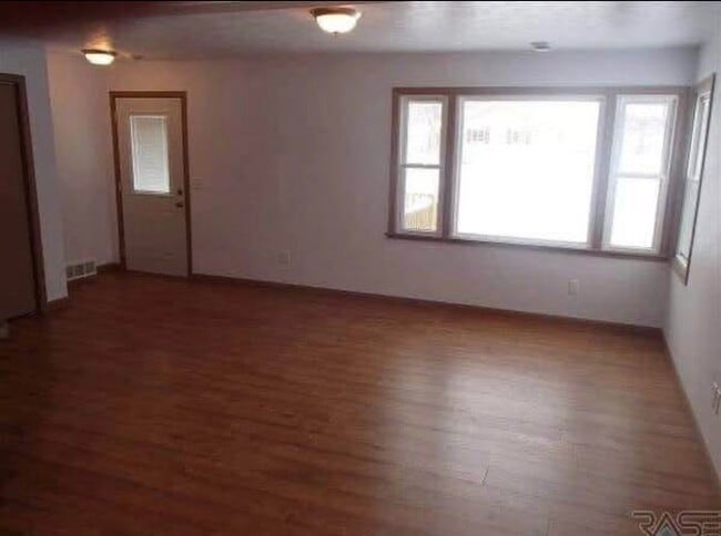 Building Photo - 1317 S Gary Dr