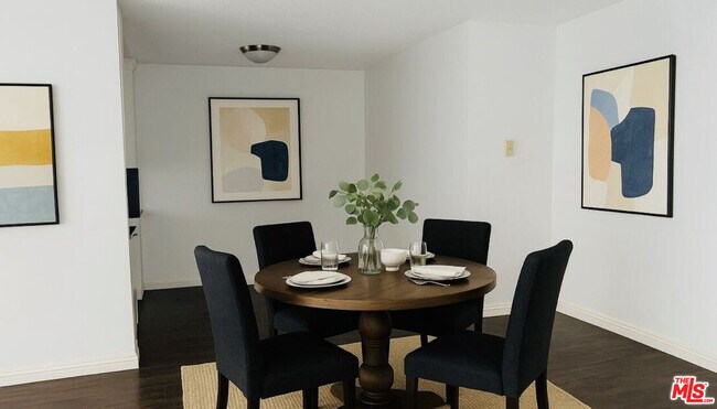 Foto del edificio - 1475 S Wooster St