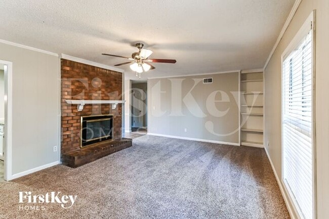 Building Photo - 5962 Hickory Leaf Dr
