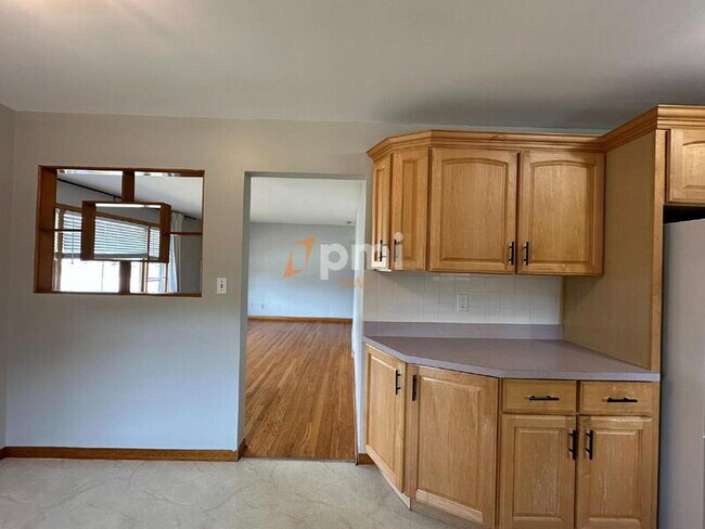 Foto del edificio - 1137 N Jay Ave