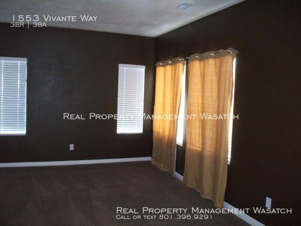 Building Photo - 1553 Vivante Way