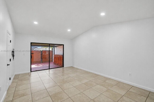 Foto del edificio - 5113 SW 138th Ave Cir
