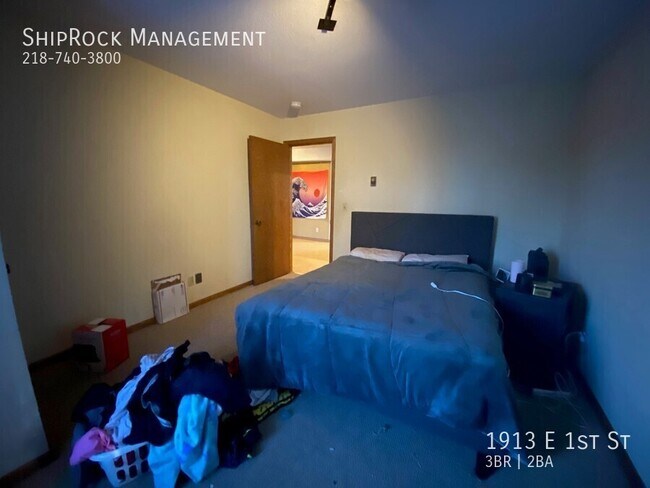 Foto del edificio - 1913 E 1st St