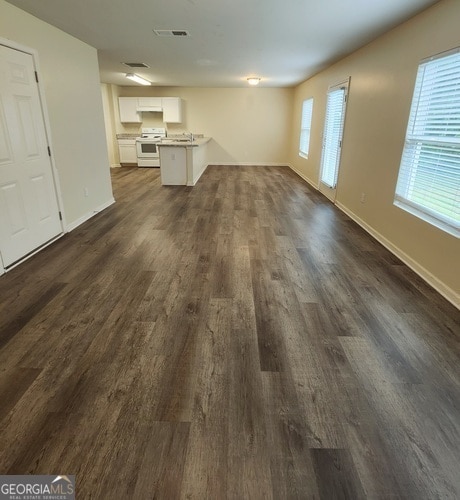 Foto del edificio - 335 Freeman Cir