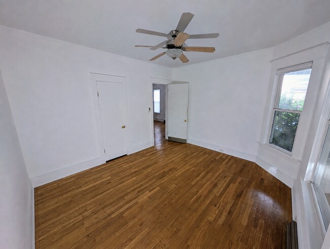 Foto del edificio - 951 Chatham St NW