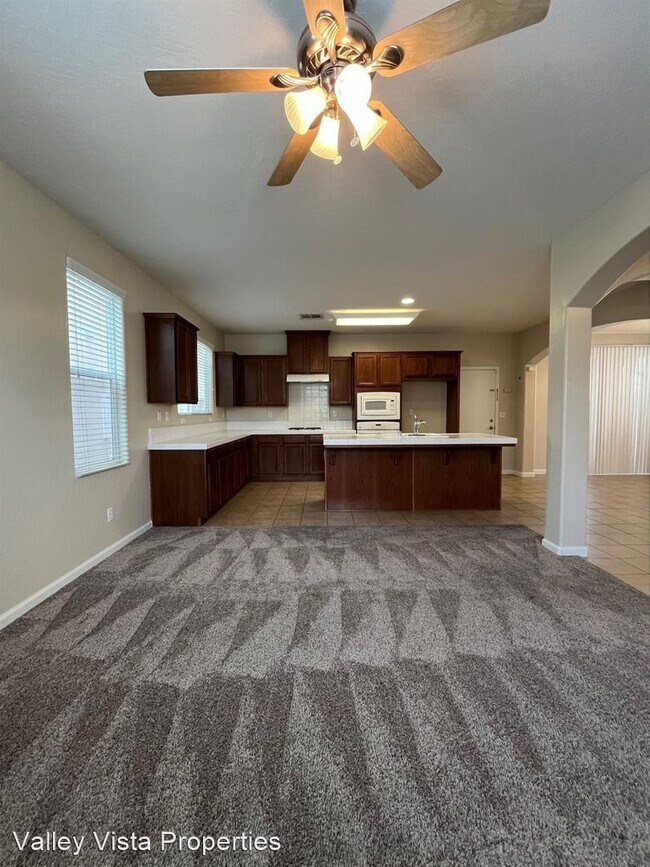 Foto del edificio - 4 br, 2.5 bath House - 4361 W Artemisa Drive
