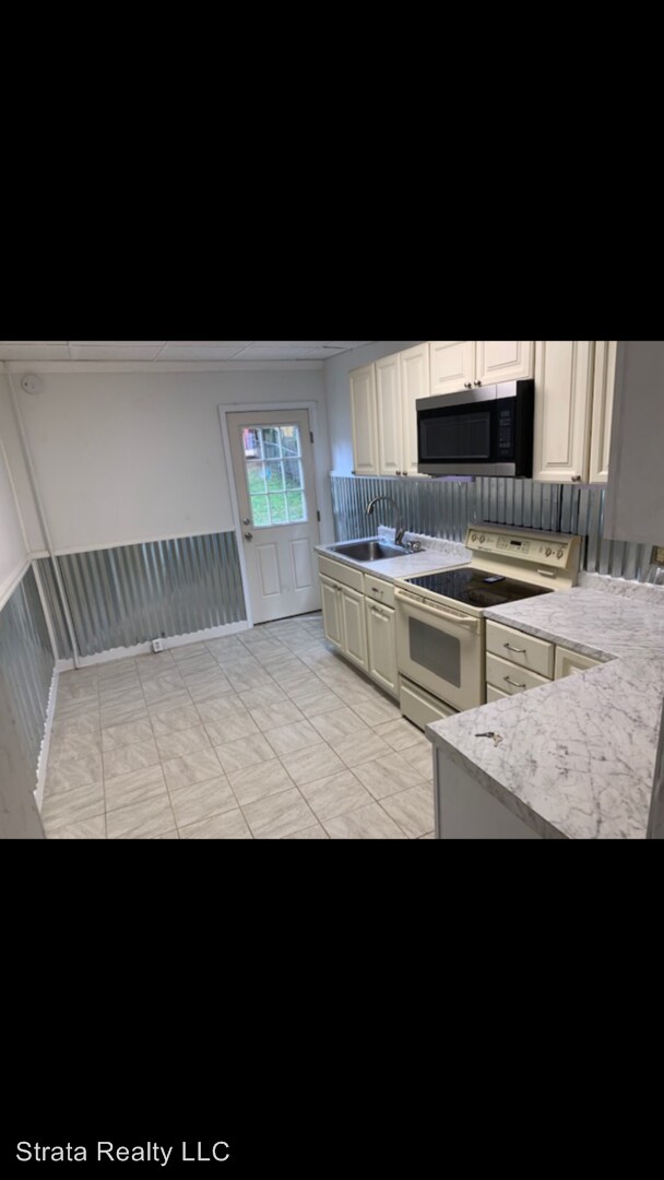 Foto del edificio - 635 W Washington St