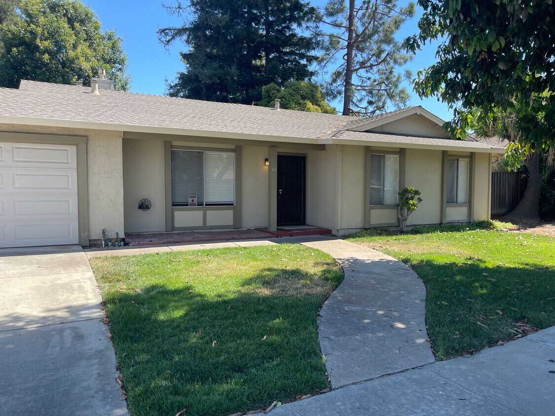 Primary Photo - 48 Bernal Way