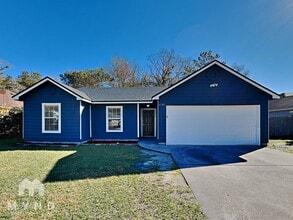 Building Photo - 6549 Arancio Dr W