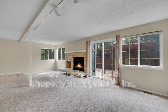 Building Photo - 3901 Paseo del Prado
