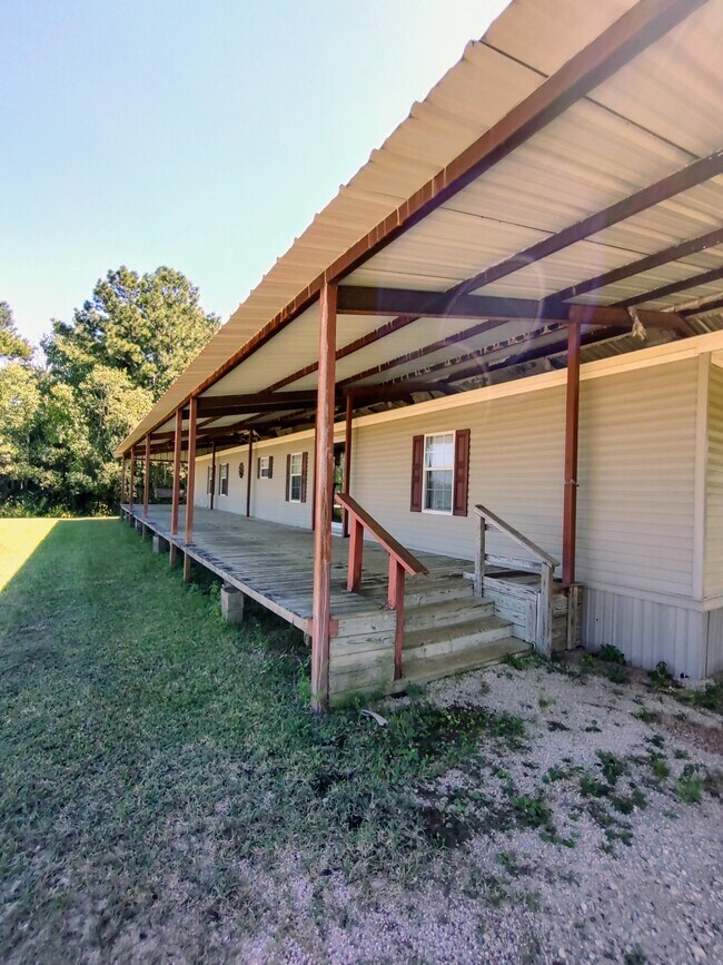 Building Photo - 929 Farm to Market 82