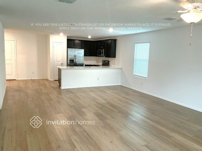Foto del edificio - 1338 Mosely Cir