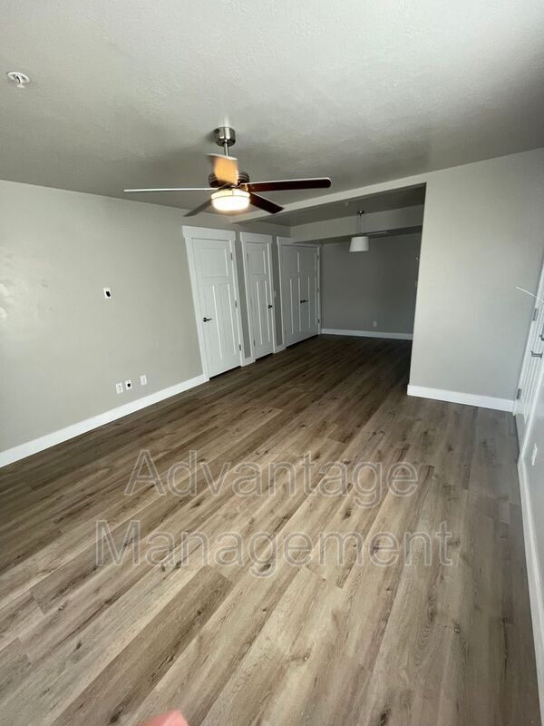 Building Photo - 2457 W 500 S