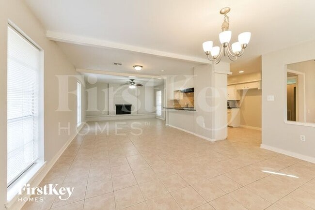 Foto del edificio - 214 Oakwood Dr