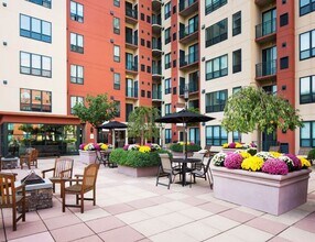 Building Photo - Merritt River Apartments